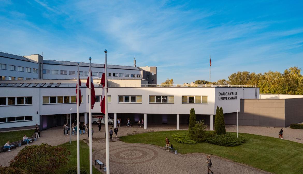 Daugavpils Universitāte_Džeina Saulīte.jpg Daugavpils Universitāte_Džeina Saulīte.jpg