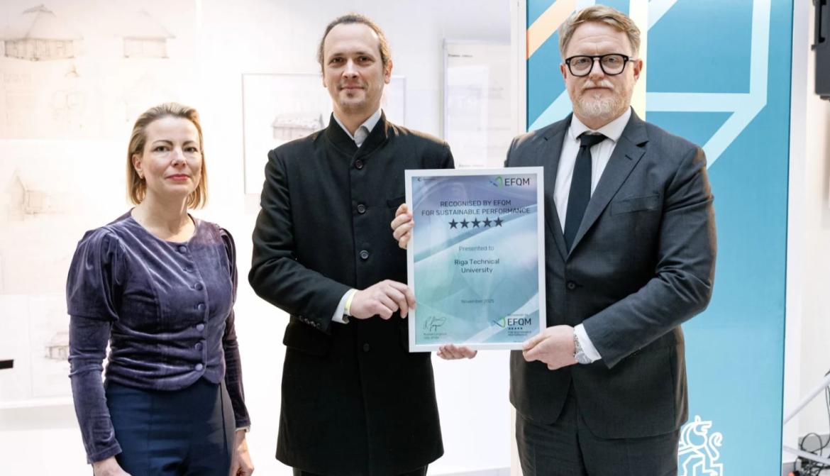 RTU saņem piecas zvaigznes.jpg