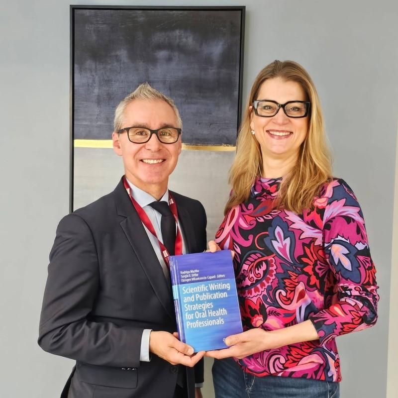 kopa-ar-asoc.-prof.-lauru-neimani.jpeg kopa-ar-asoc.-prof.-lauru-neimani.jpeg