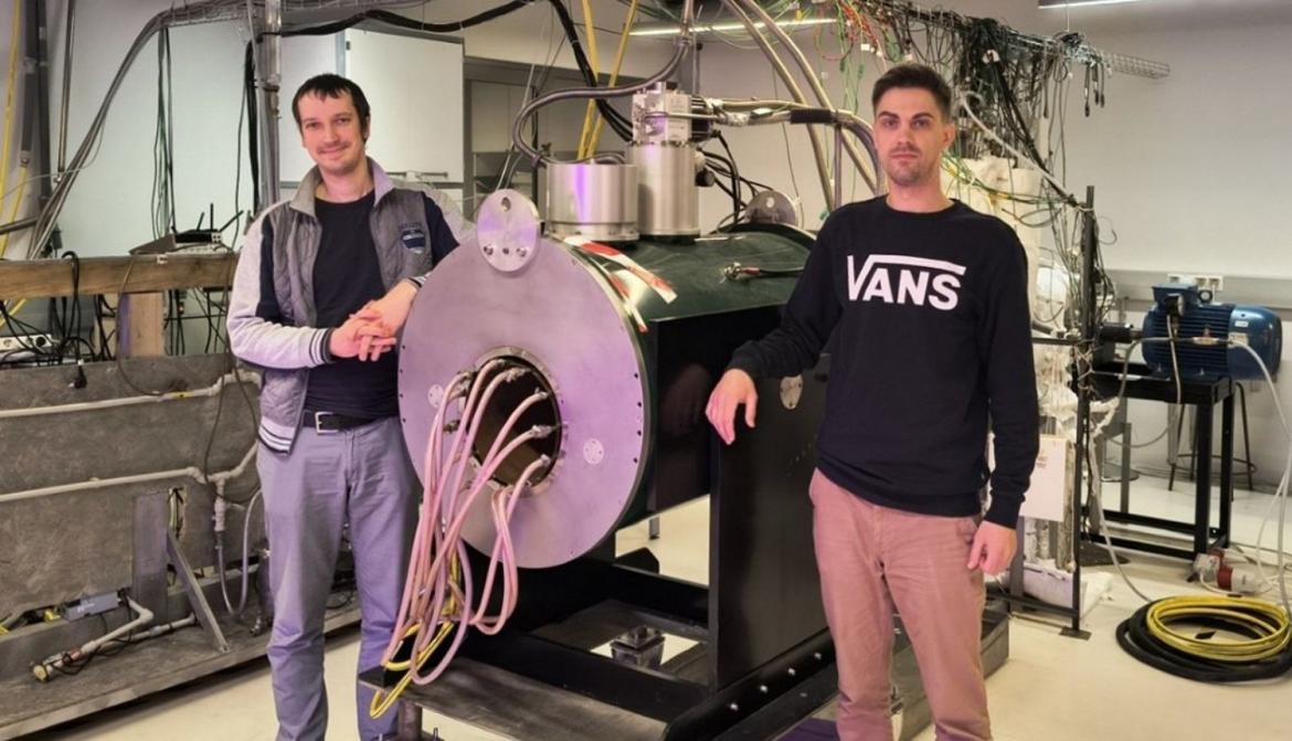 Jaunie zinātnieki Artūrs Brēķis un Valters Dzelme.jpg