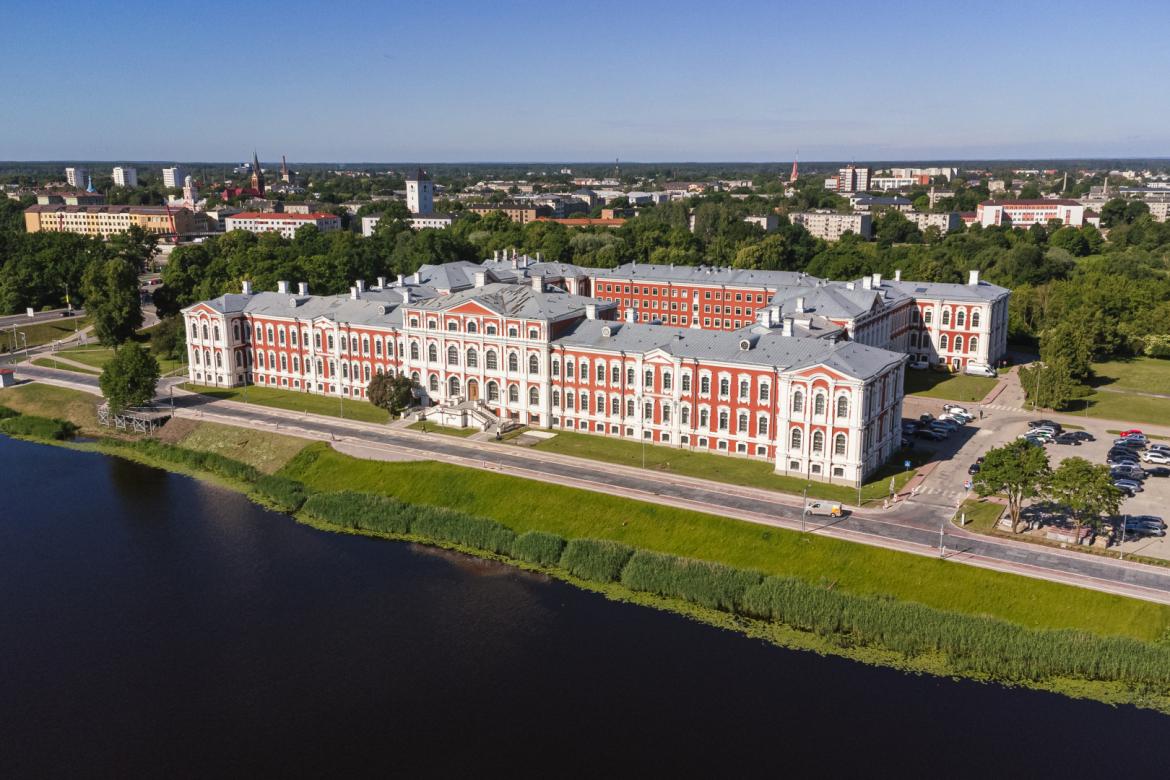 0308_jelgavas-pils-drons-006-240611_2.jpg
